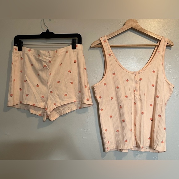 H&M Peach Print Women's Sleepwear Set - Picture 3 of 13
